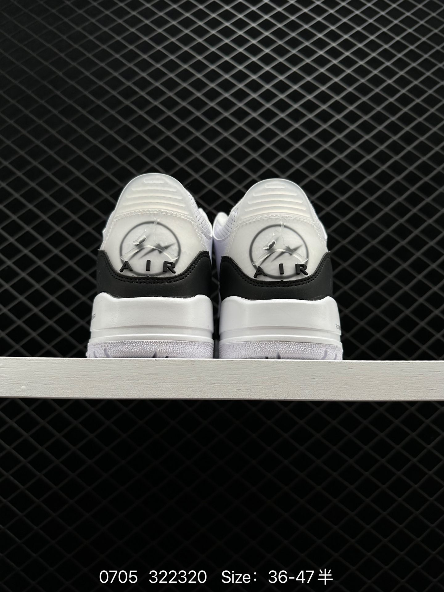 Air Jordan 3 Retro ”Hide and Sneak“